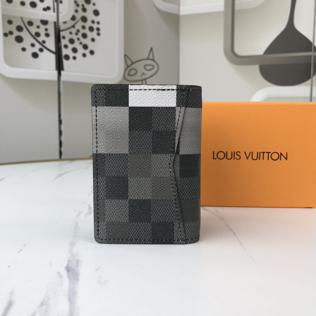 EN - New Arrival Wallet LUV 042