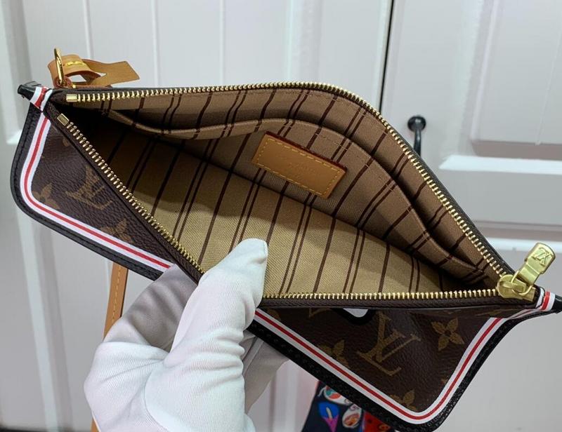 SAMC - LOV Bags - 2656