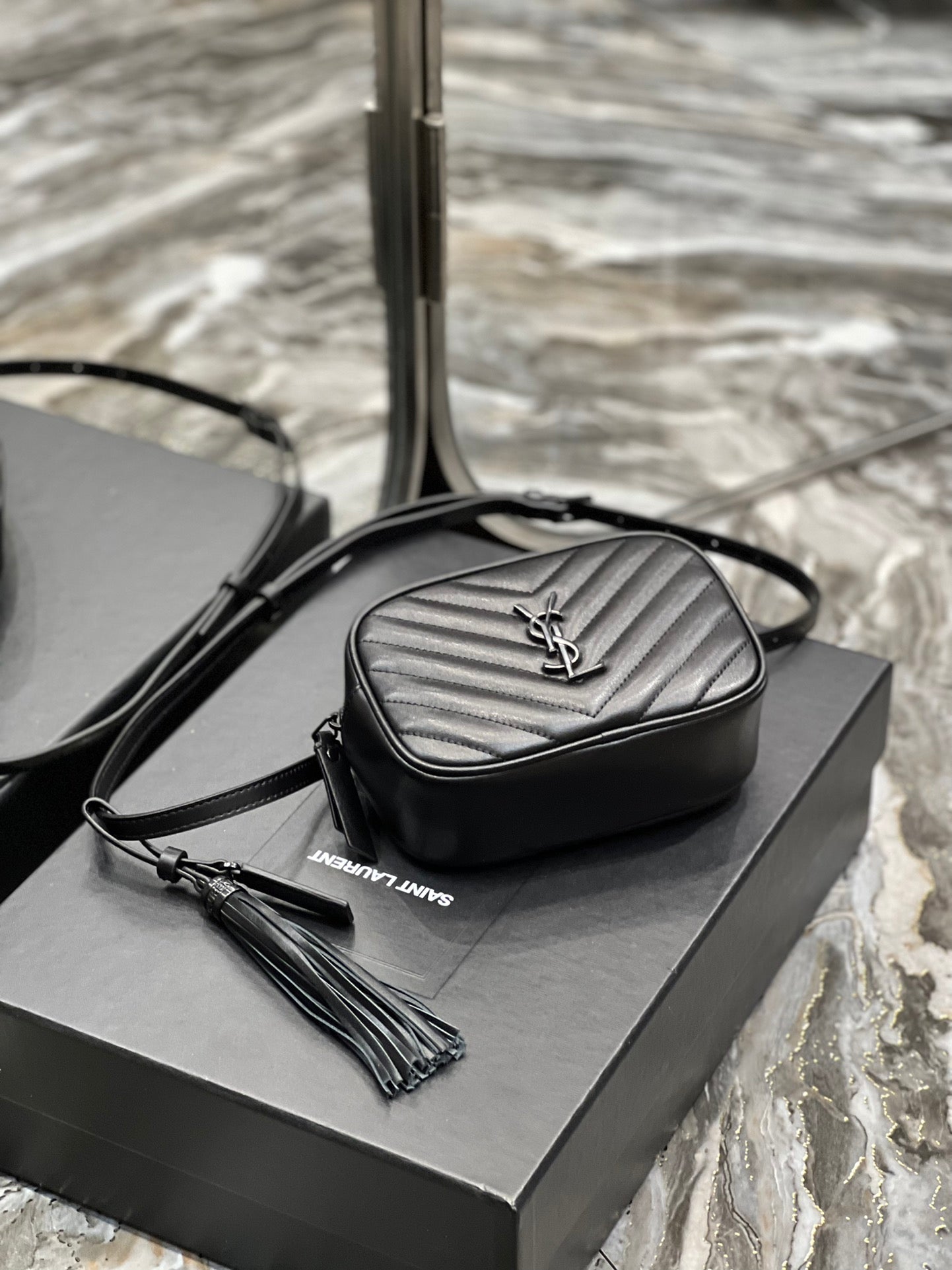 GLAMI Lou Belt Bag Black In MatelassÃƒÂ© Black Metal Hardware For Women 6.1in/15cm YSL 534817DV7081000