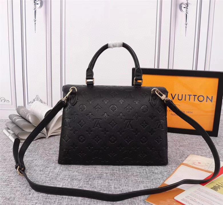 EN - New Arrival Bags LUV 044