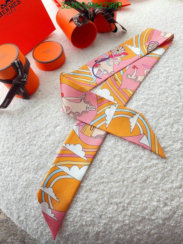 SAMC - HMS Scarves - 801