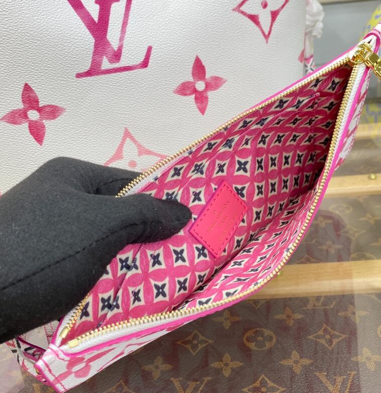 SAMC - LOV Bags - 1012