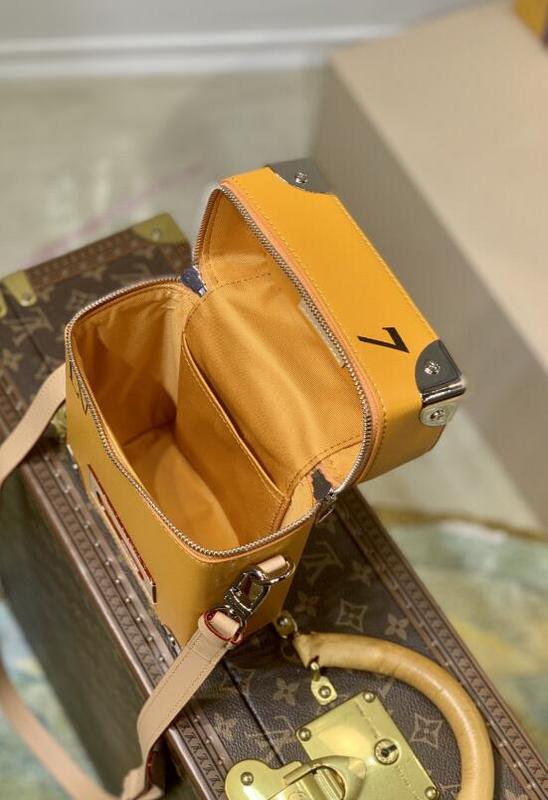 SAMC - LOV Bags - 1787