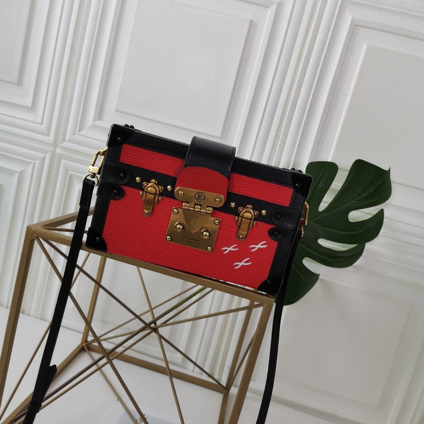 EN - New Arrival Bags LUV 240