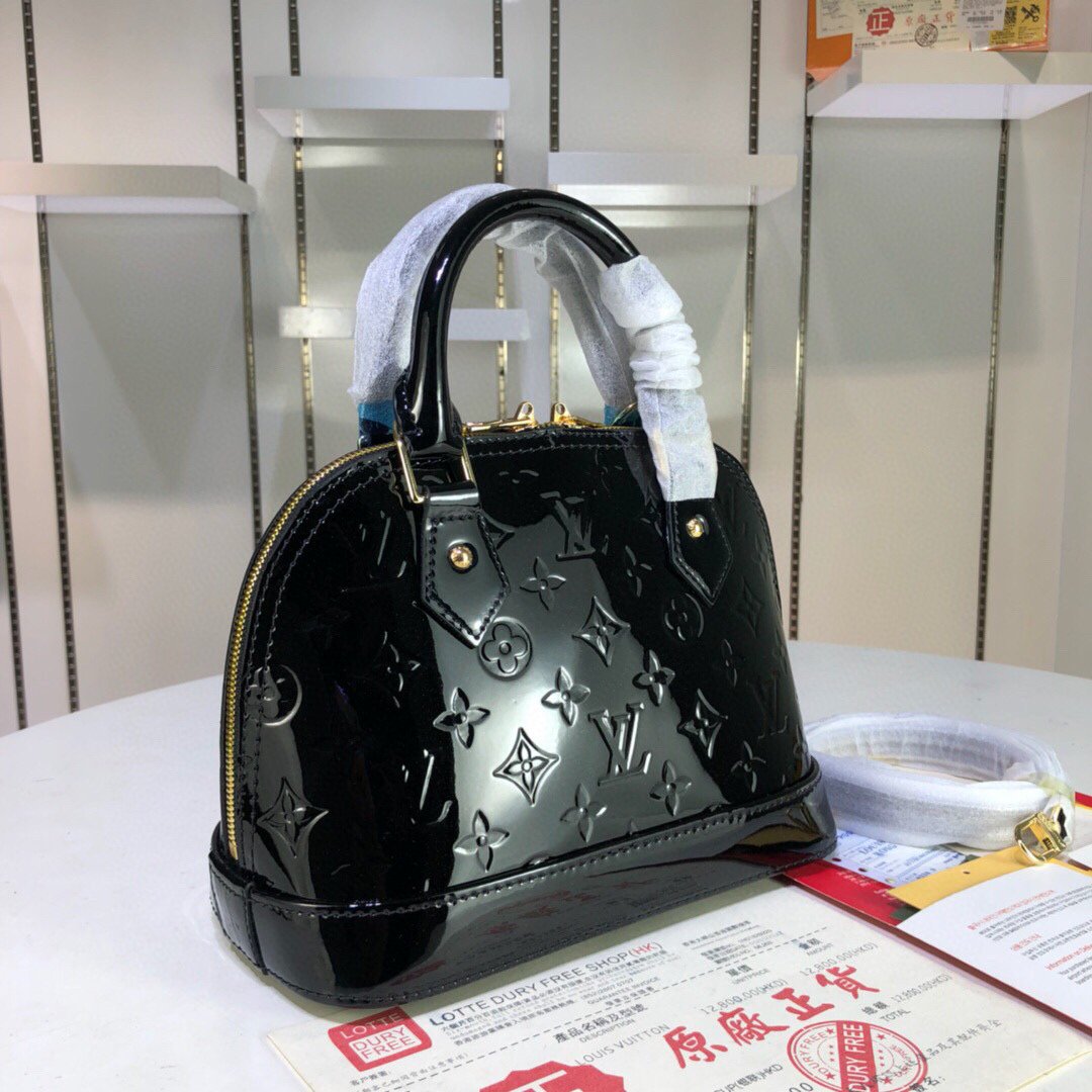 EN - New Arrival Bags LUV 058
