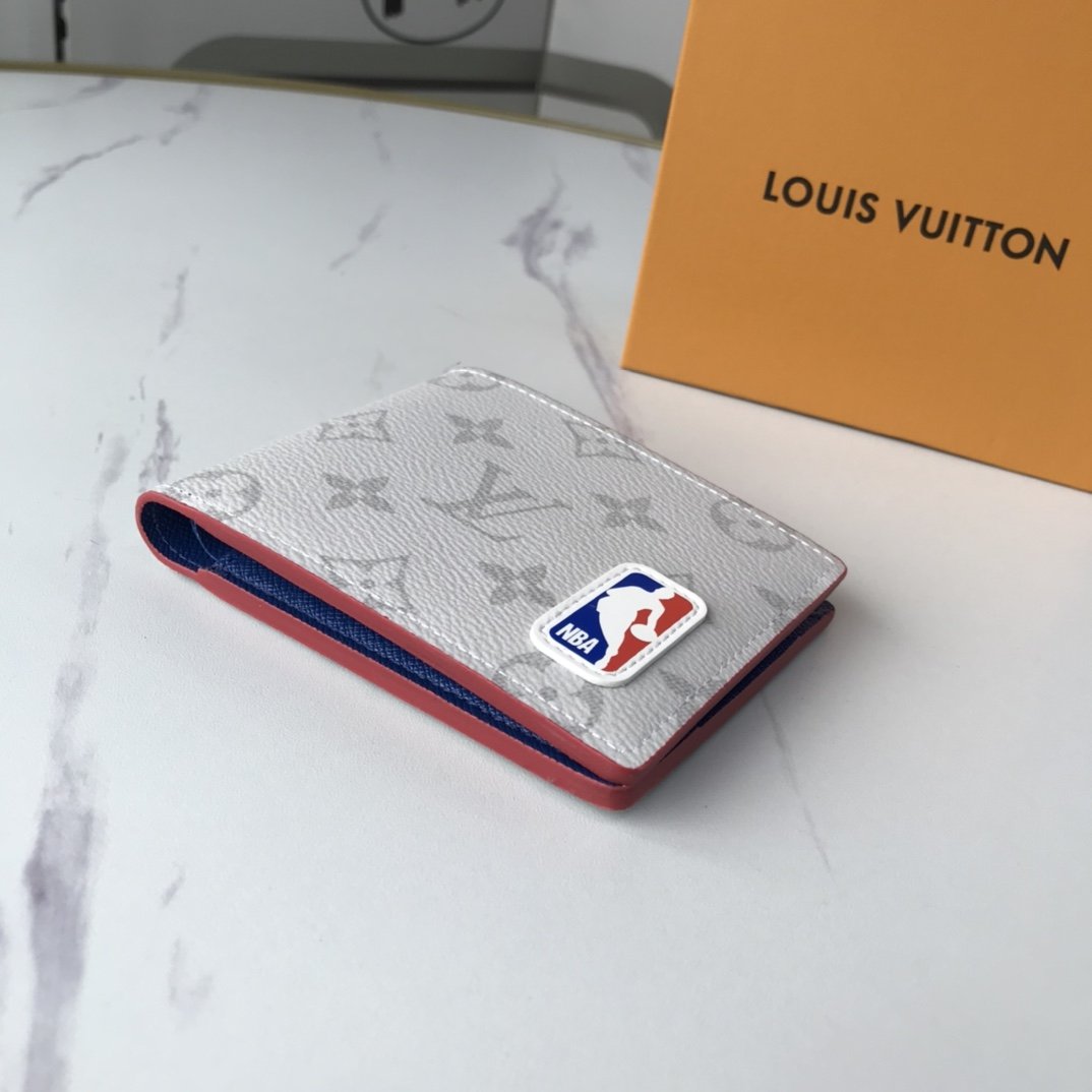 EN - New Arrival Wallet LUV 033