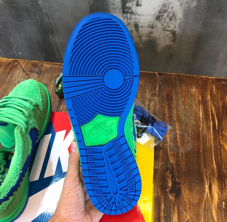 SAMC - NKE Shoes - 1812