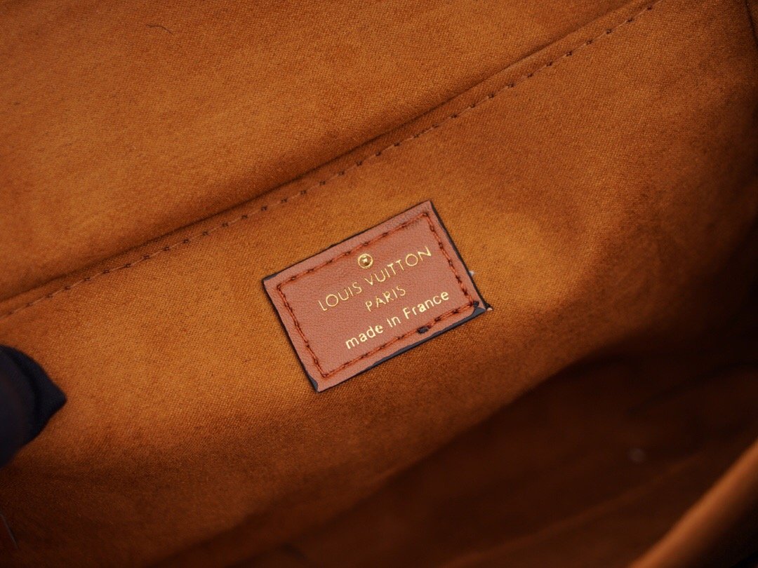 EN - New Arrival Bags LUV 128