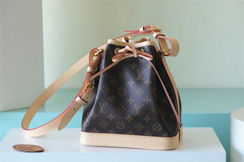 ELE - LUV Bags - 587