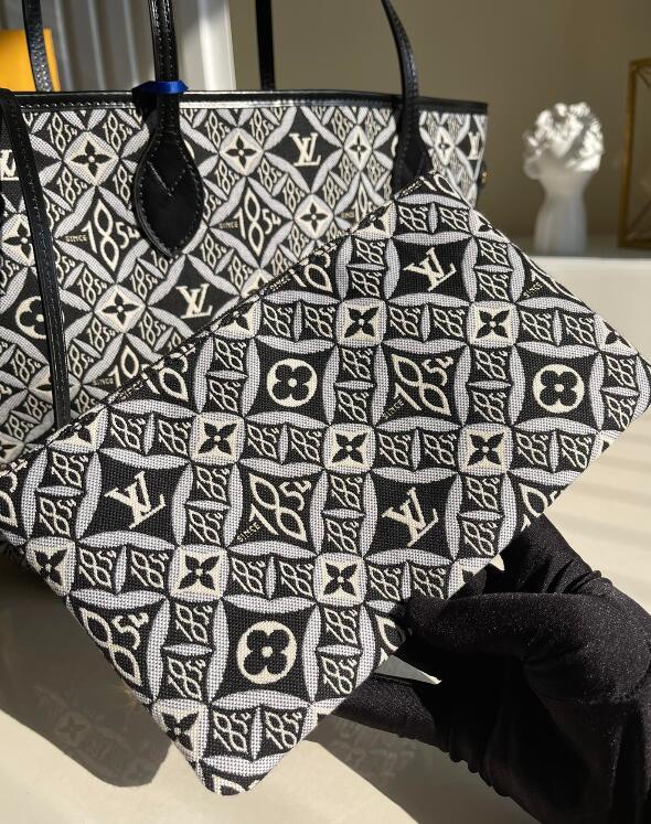 SAMC - LOV Bags - 2551
