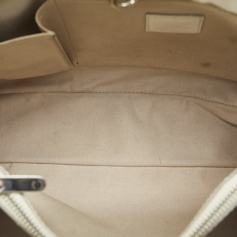 Louis Vuitton Louis Vuitton Epic M5926J Handbag Leather Ivory White