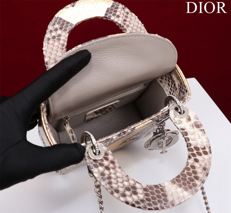 ELE - Dir Bags - 1696