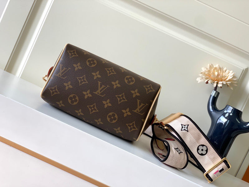 Satchel Bags - VL2 Bags - 620