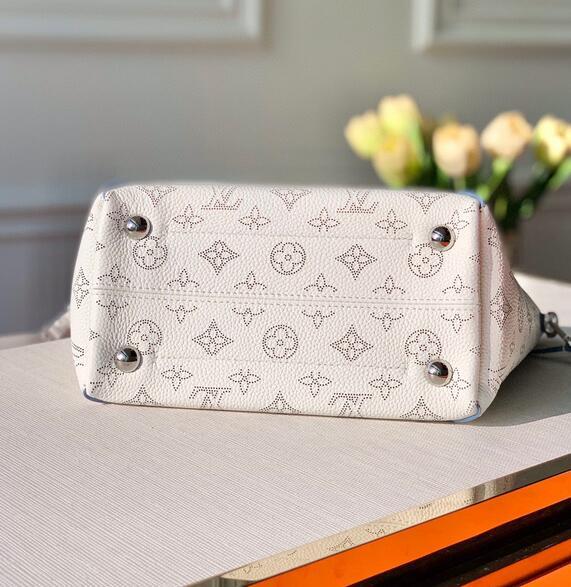 SAMC - LOV Bags - 2972