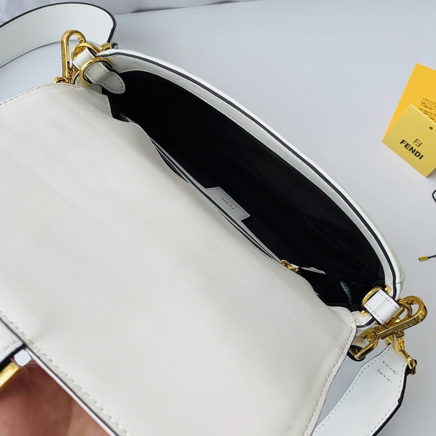 EN - New Arrival Bags FEI 177