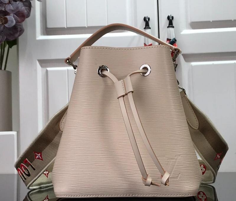 SAMC - LOV Bags - 2460