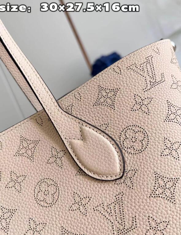 SAMC - LOV Bags - 1339