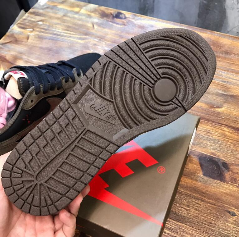 SAMC - NKE Shoes - 1808