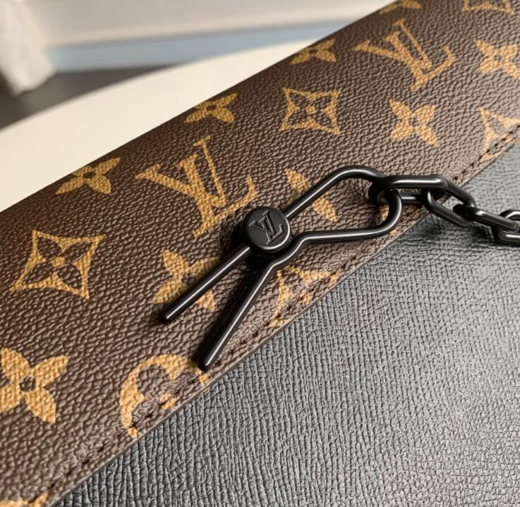 SAMC - LOV Bags - 2675