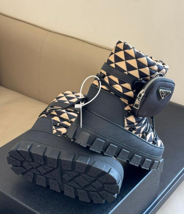 GlamyWomen Shoes - 153