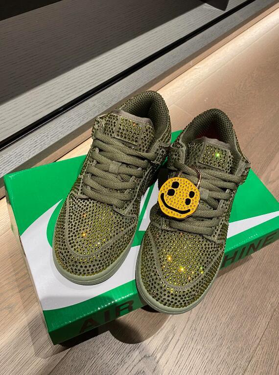 SAMC - NKE Shoes - 1710