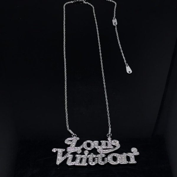LV Necklaces 057