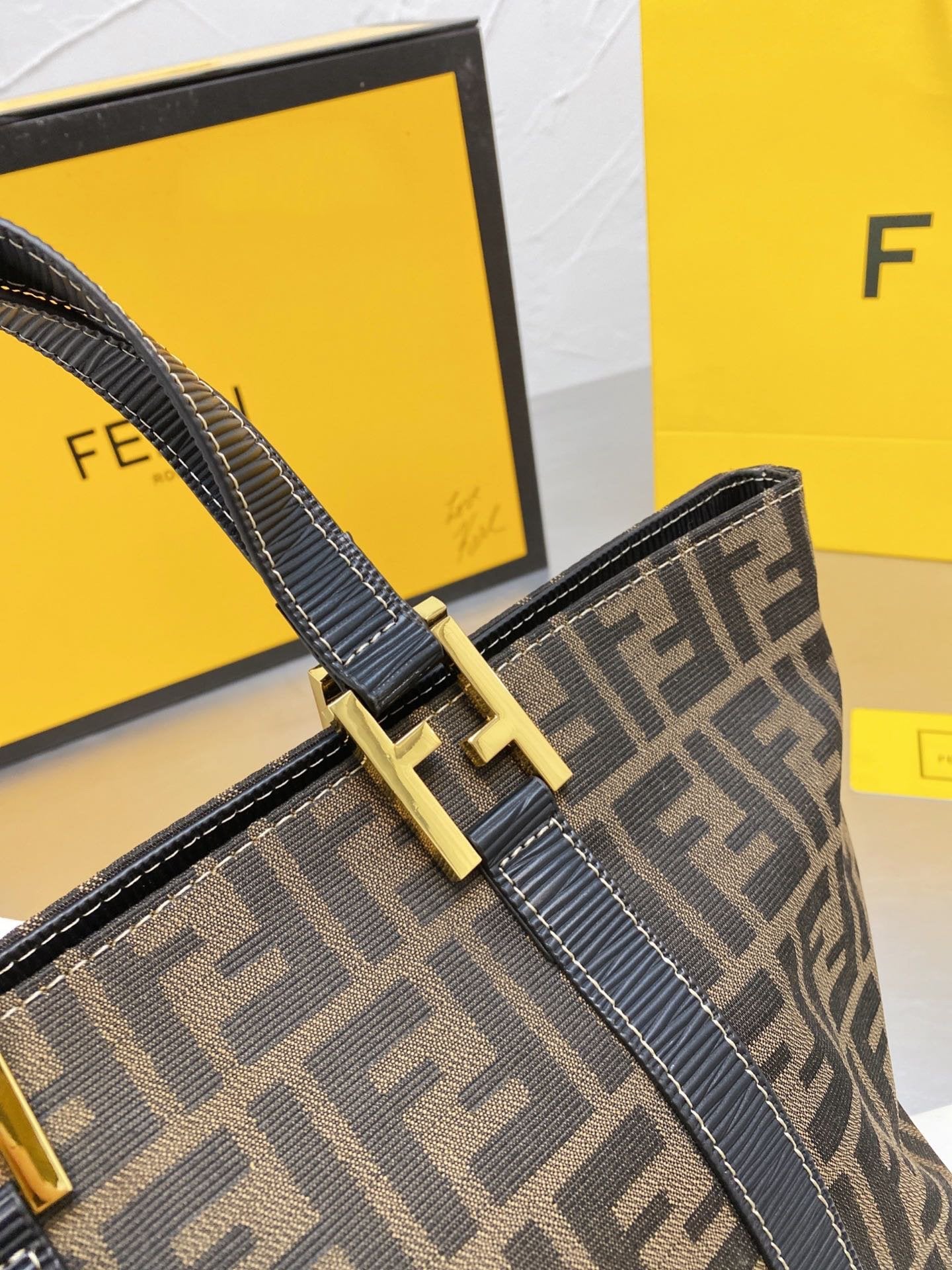 EN - NEW Arrival Bags FEI 104