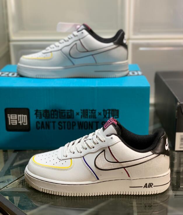 SAMC - NKE Shoes - 682