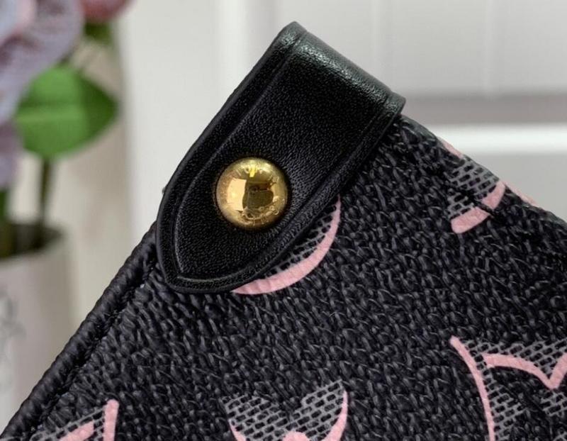 SAMC - LOV Bags - 1609
