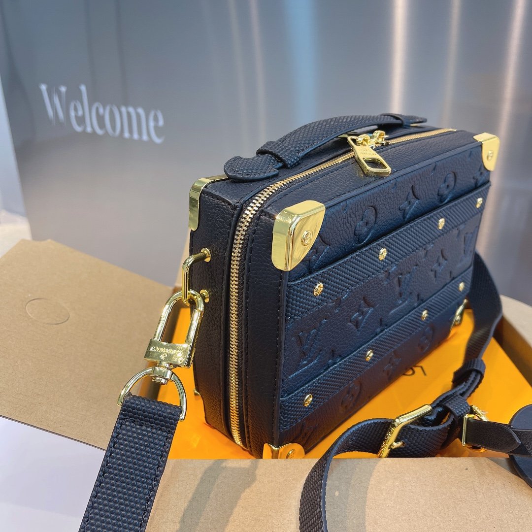EN - New Arrival Bags LUV 497