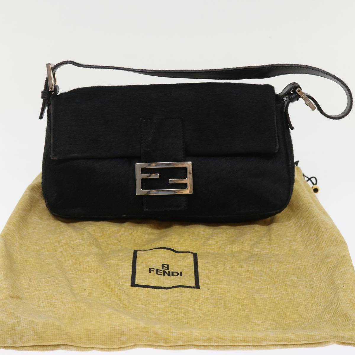 FENDI Mamma Baguette Shoulder Bag Harako leather Black fm2535