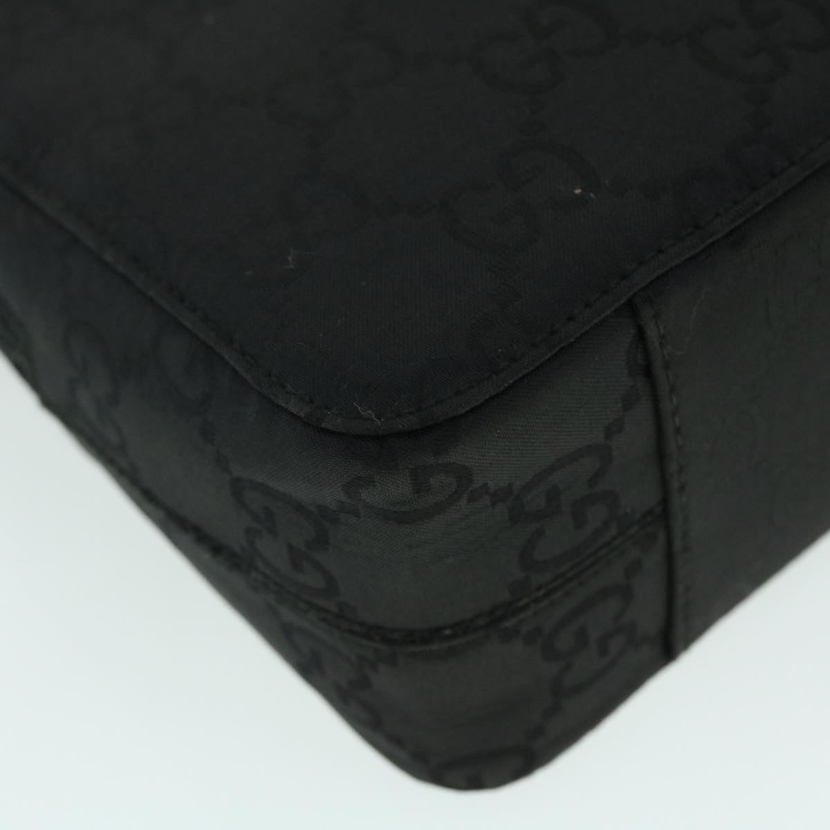 GUCCI GG Canvas Shoulder Bag Black fm2708