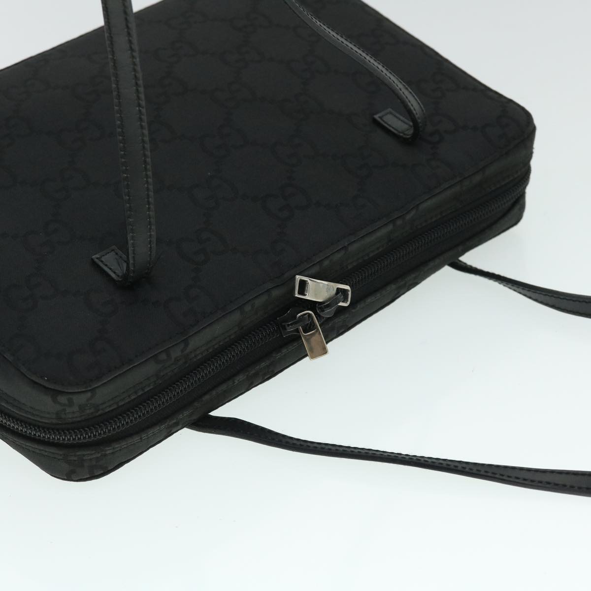 GUCCI GG Canvas Shoulder Bag Black fm2708