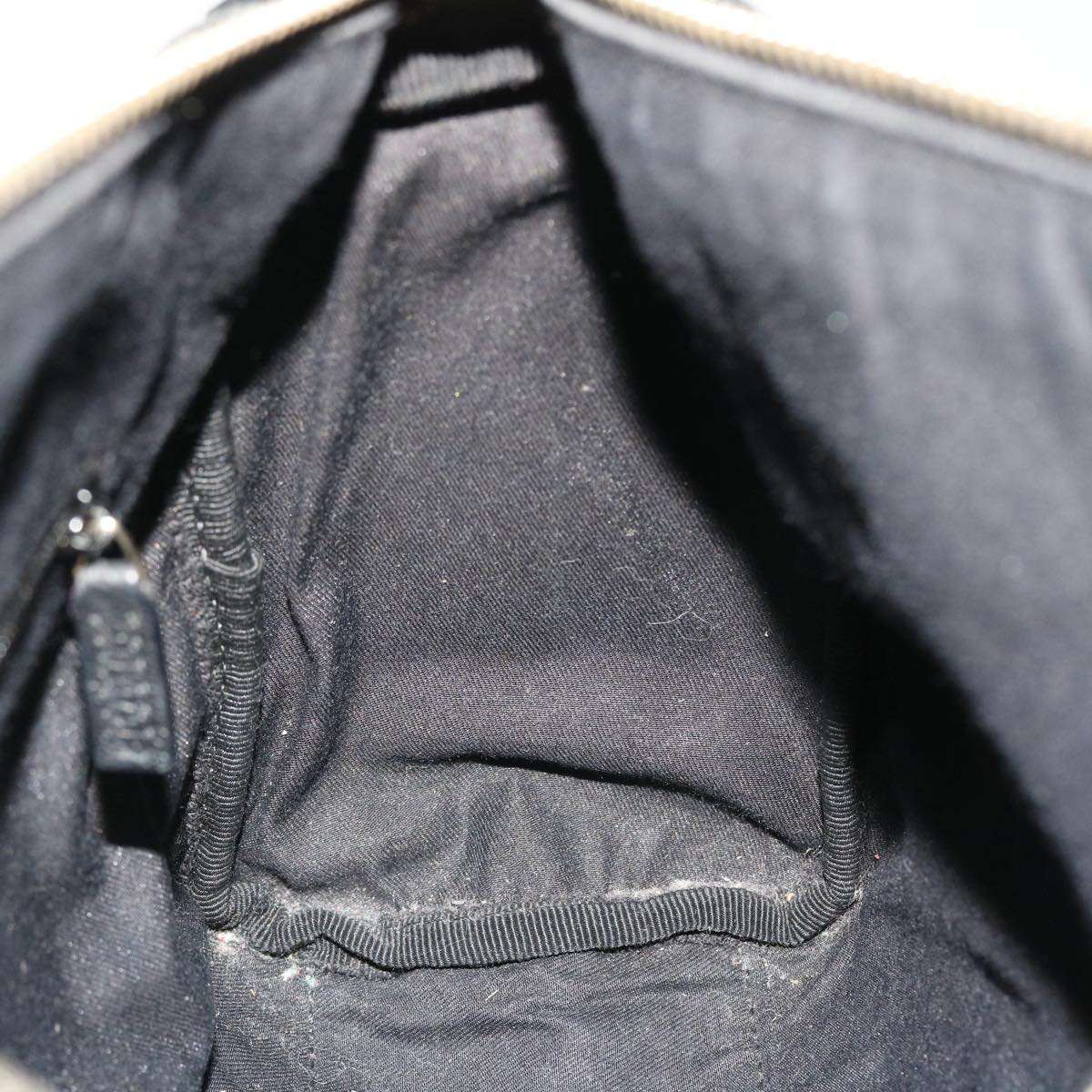 GUCCI GG Canvas Hand Bag Black 130942 fm2710