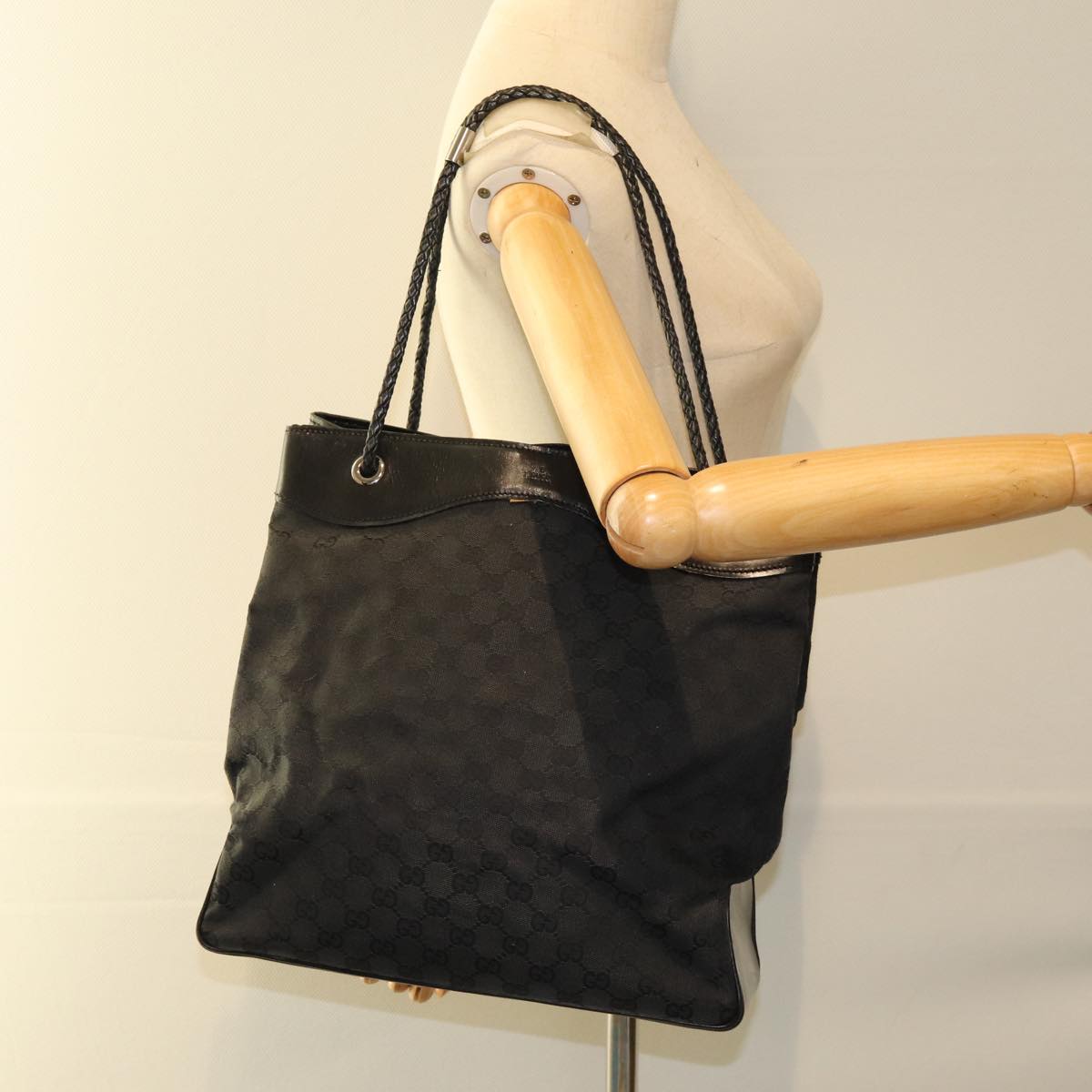 GUCCI GG Canvas Tote Bag Black fm3557