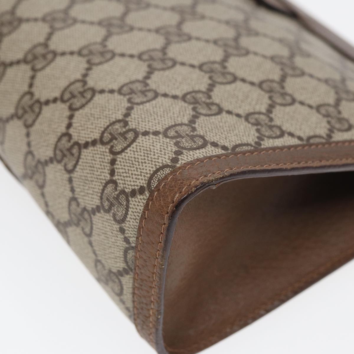GUCCI GG Supreme Clutch Bag PVC Leather Beige 89 01 033 fm3645