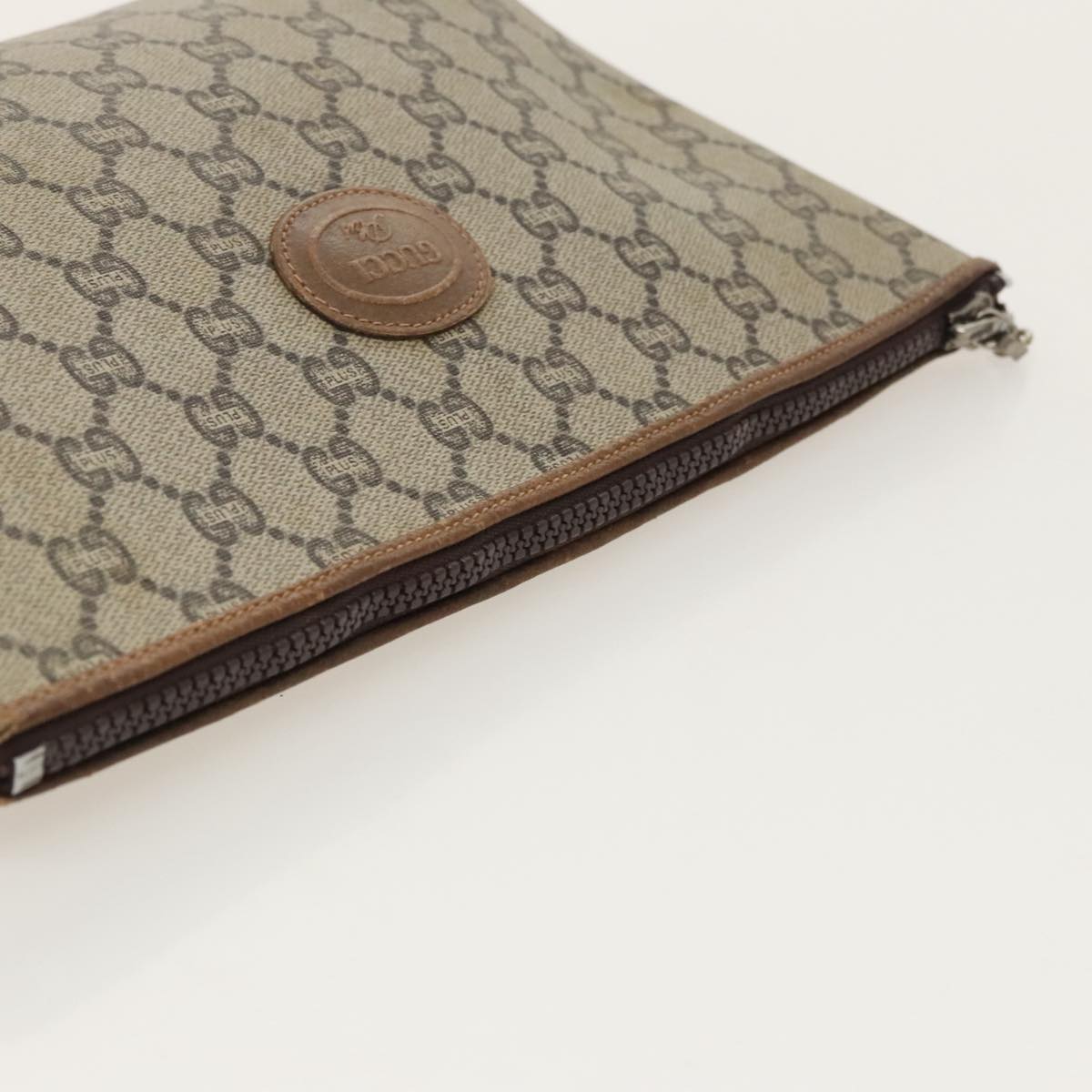 GUCCI GG Plus Supreme Clutch Bag PVC Leather Beige fm4064
