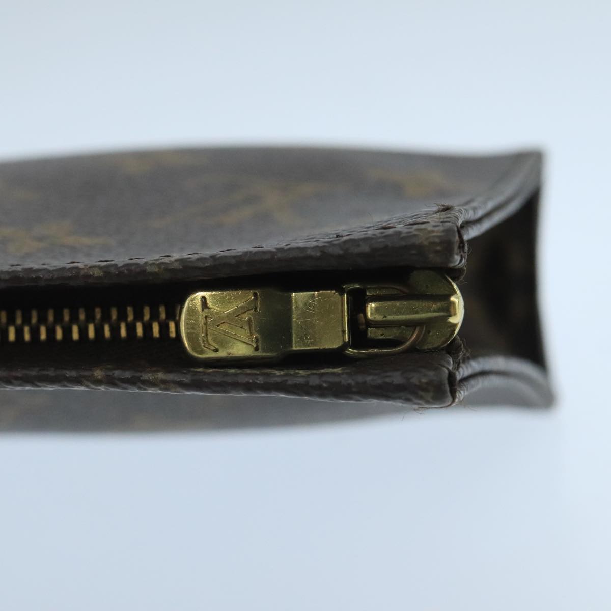 LOUIS VUITTON Monogram Poche Toilette 15 Pouch M47546 LV fm4188