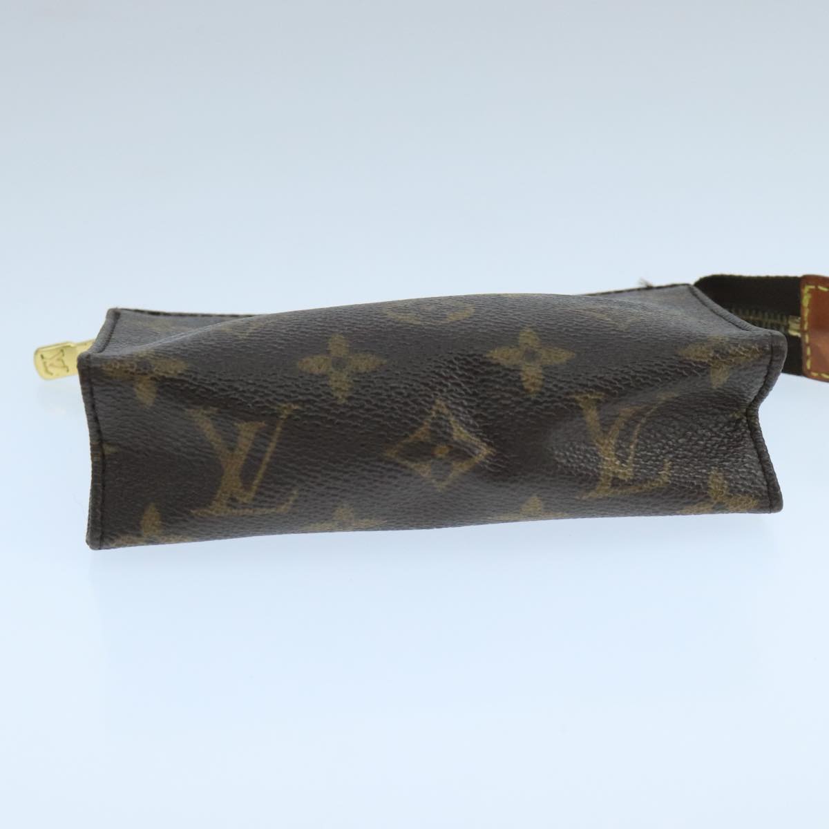 LOUIS VUITTON Monogram Poche Toilette 15 Pouch M47546 LV fm4188