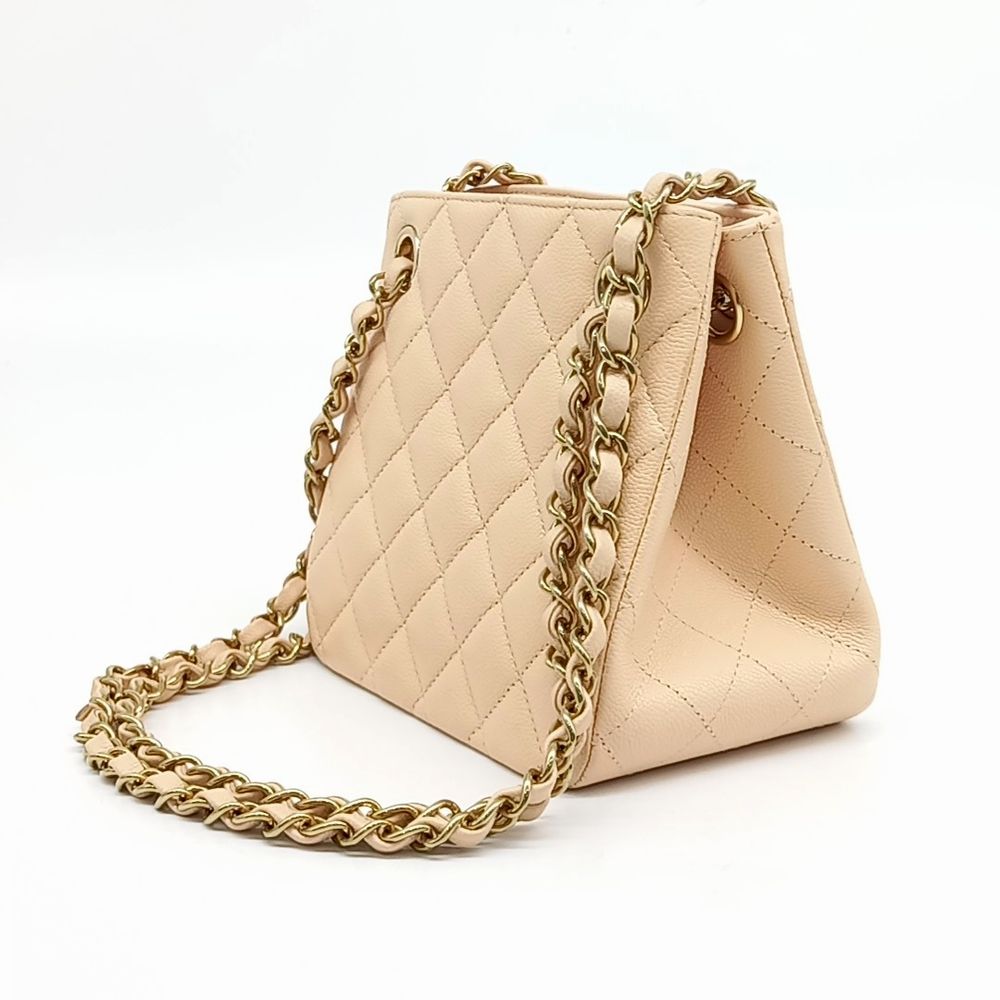 Chanel Caviar Classic Mini Bucket Bag (10113481)
