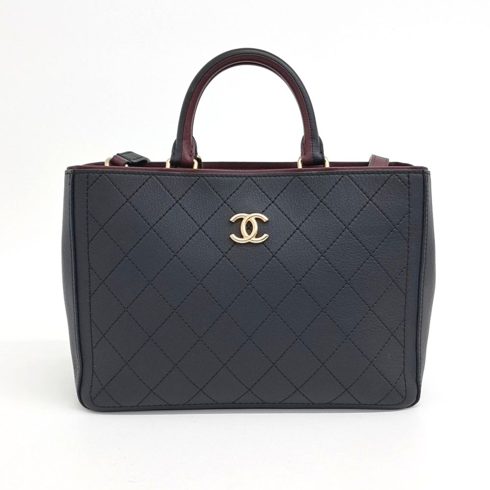 Chanel Tote And Shoulder Bag (10176631)