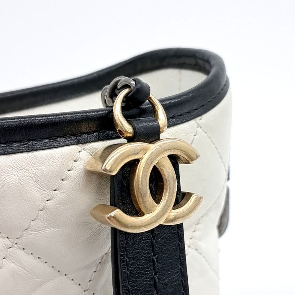 Chanel Gabrielle Hobo Bag Small (10177951)