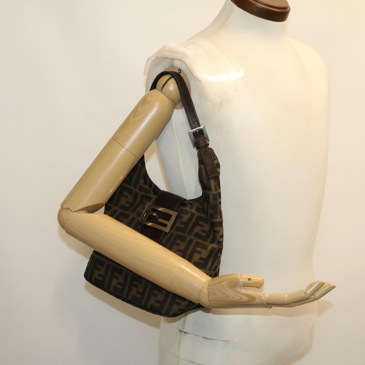 FENDI Zucca Canvas Mamma bucket Shoulder Bag Brown am2731g