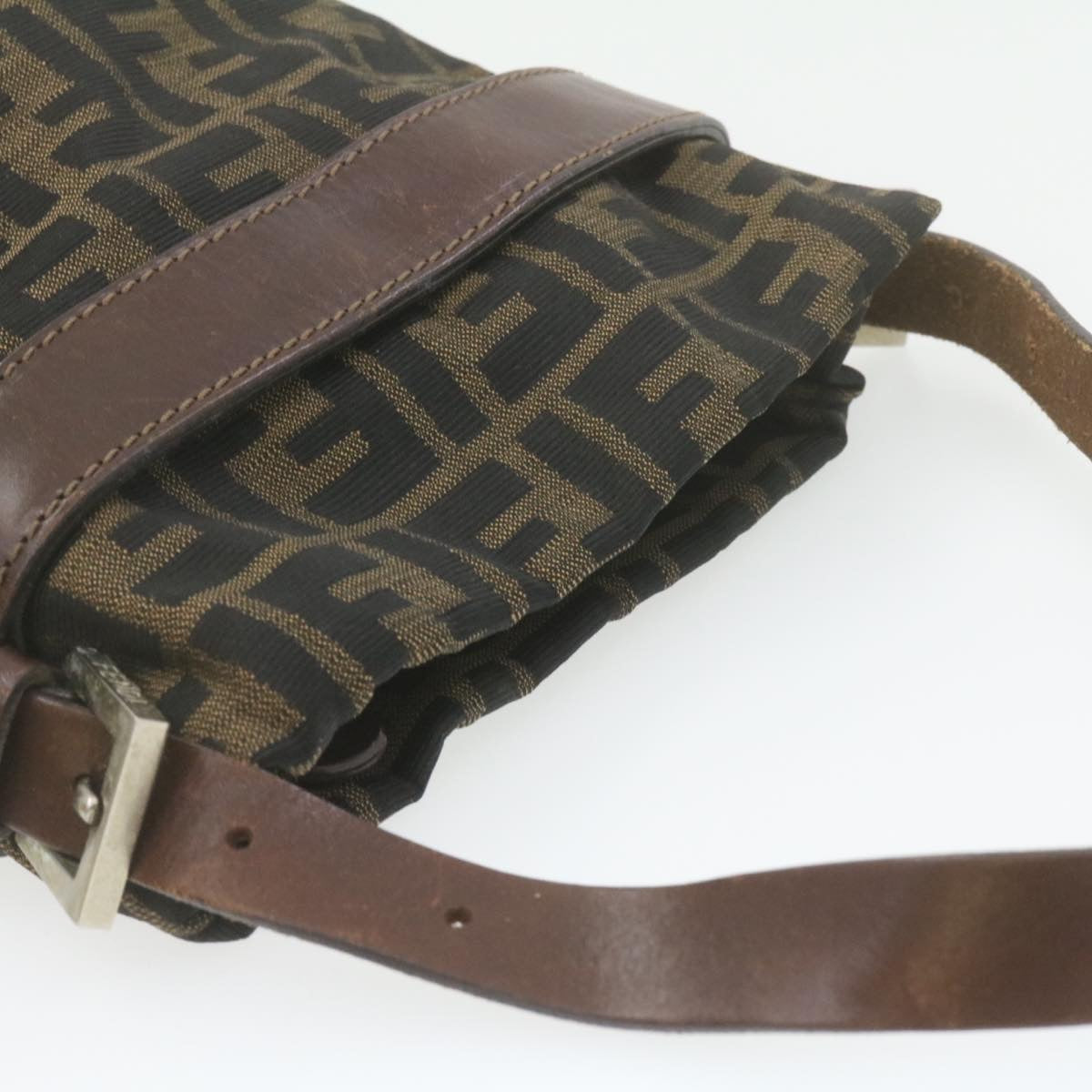 FENDI Zucca Canvas Hand Bag Brown Black am808g
