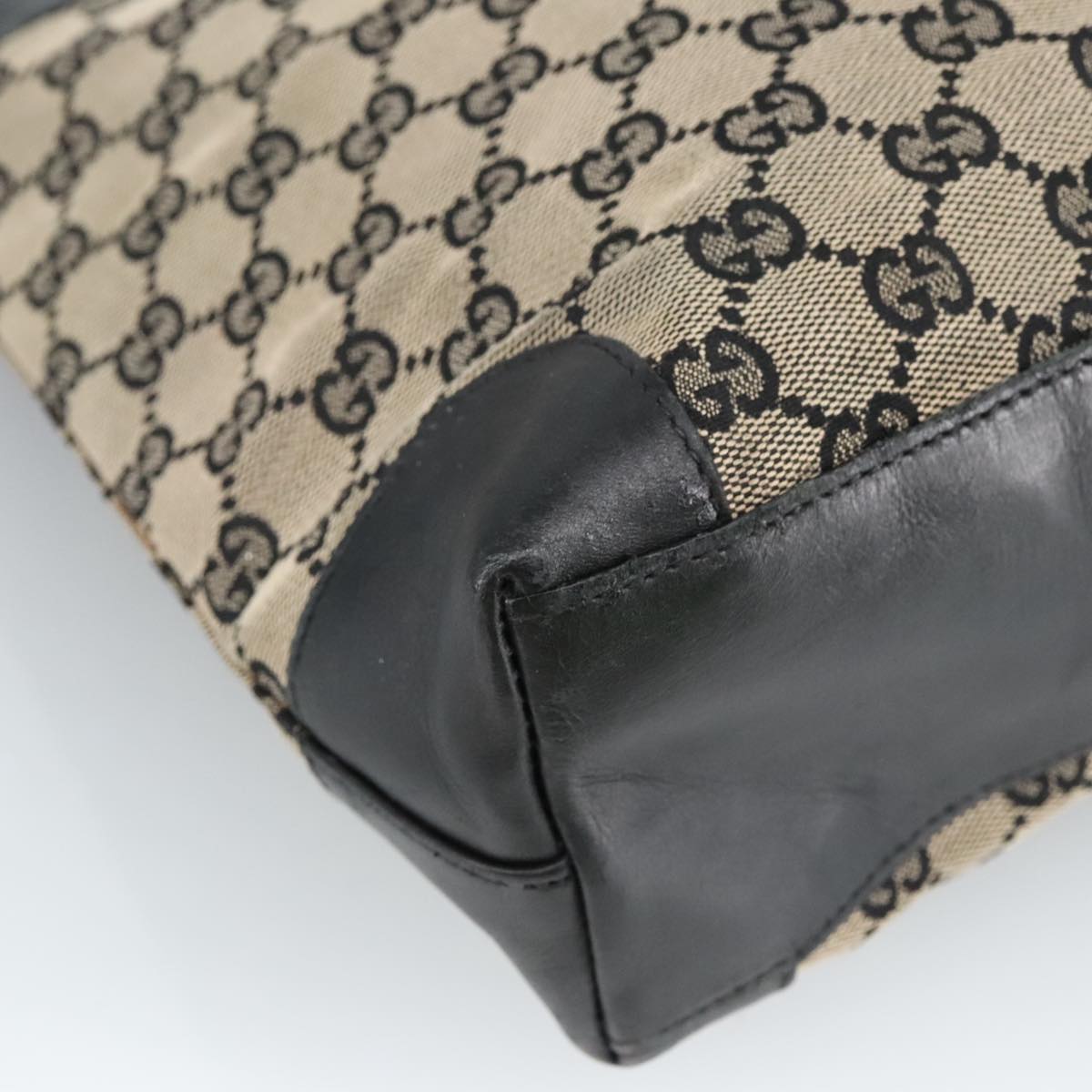 GUCCI GG Canvas Tote Bag Black Beige hk1721