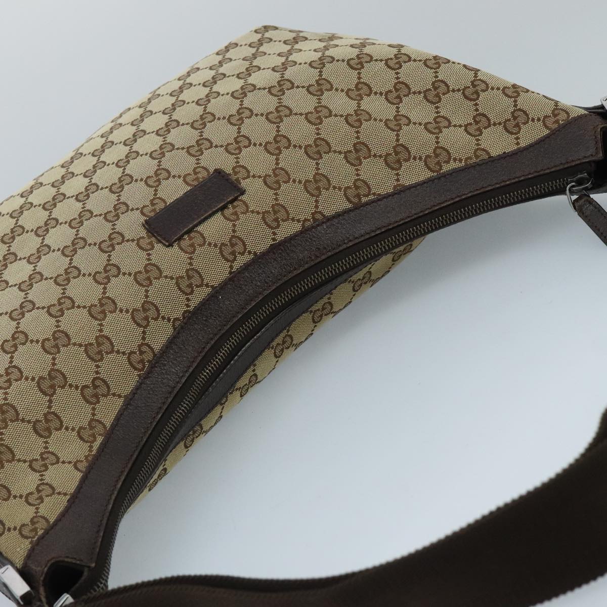 GUCCI GG Canvas Shoulder Bag Beige Brown Silver 189752 hk1739