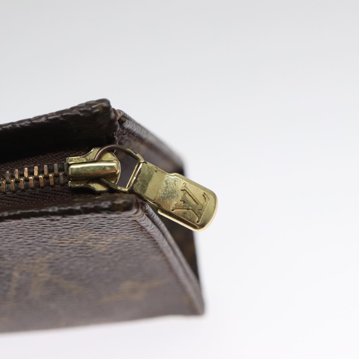 LOUIS VUITTON Monogram Poche Toilette 15 Pouch M47546 LV hk1891