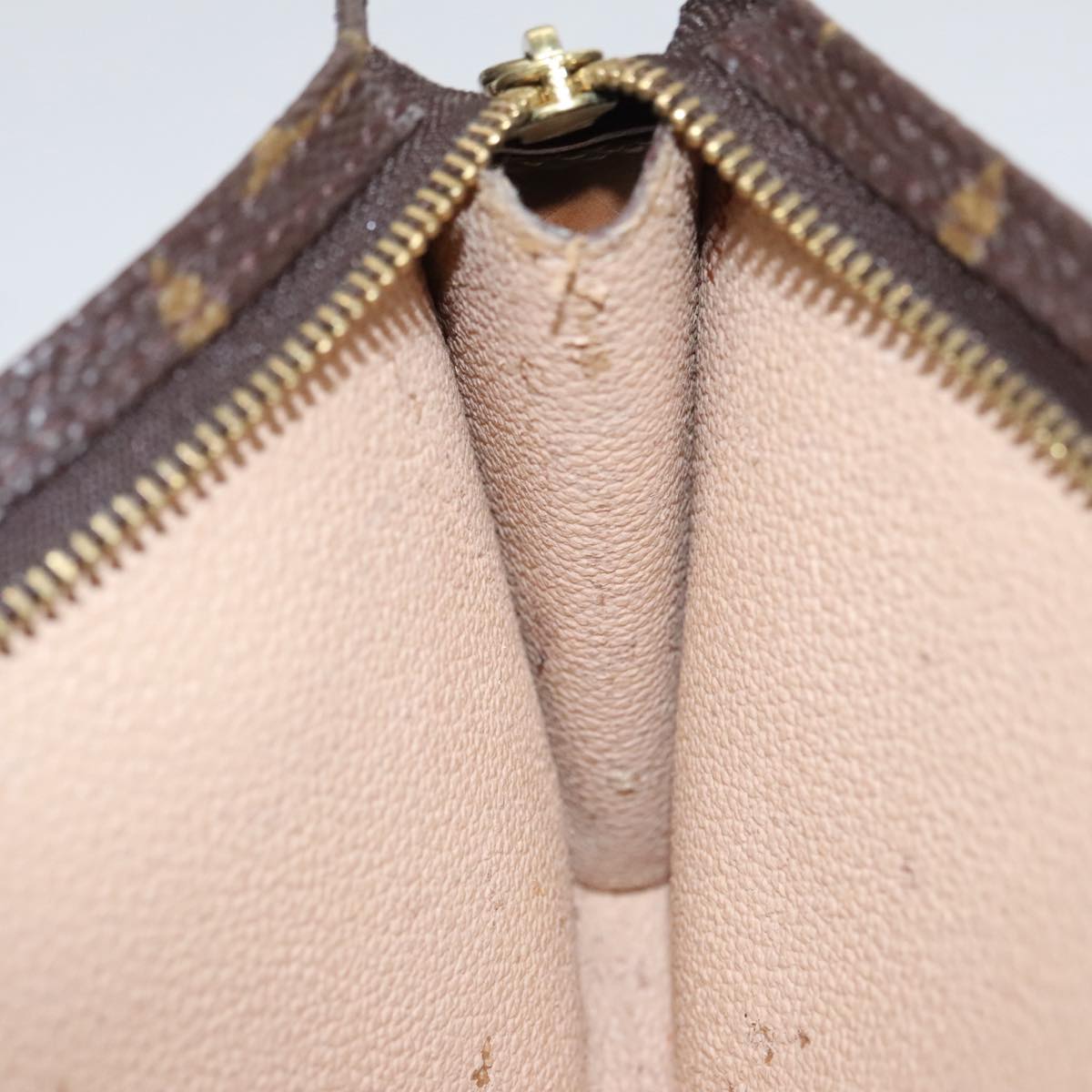LOUIS VUITTON Monogram Bucket GM Pouch Accessory Pouch LV hk1892