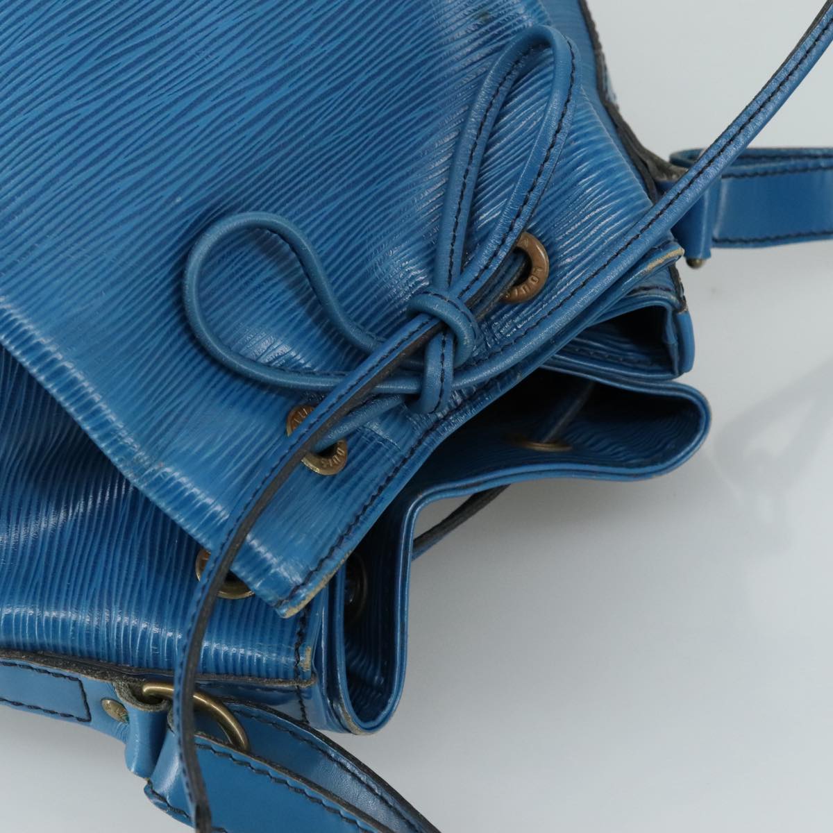 LOUIS VUITTON Epi Noe Shoulder Bag Toledo Blue M44005 LV hk1931
