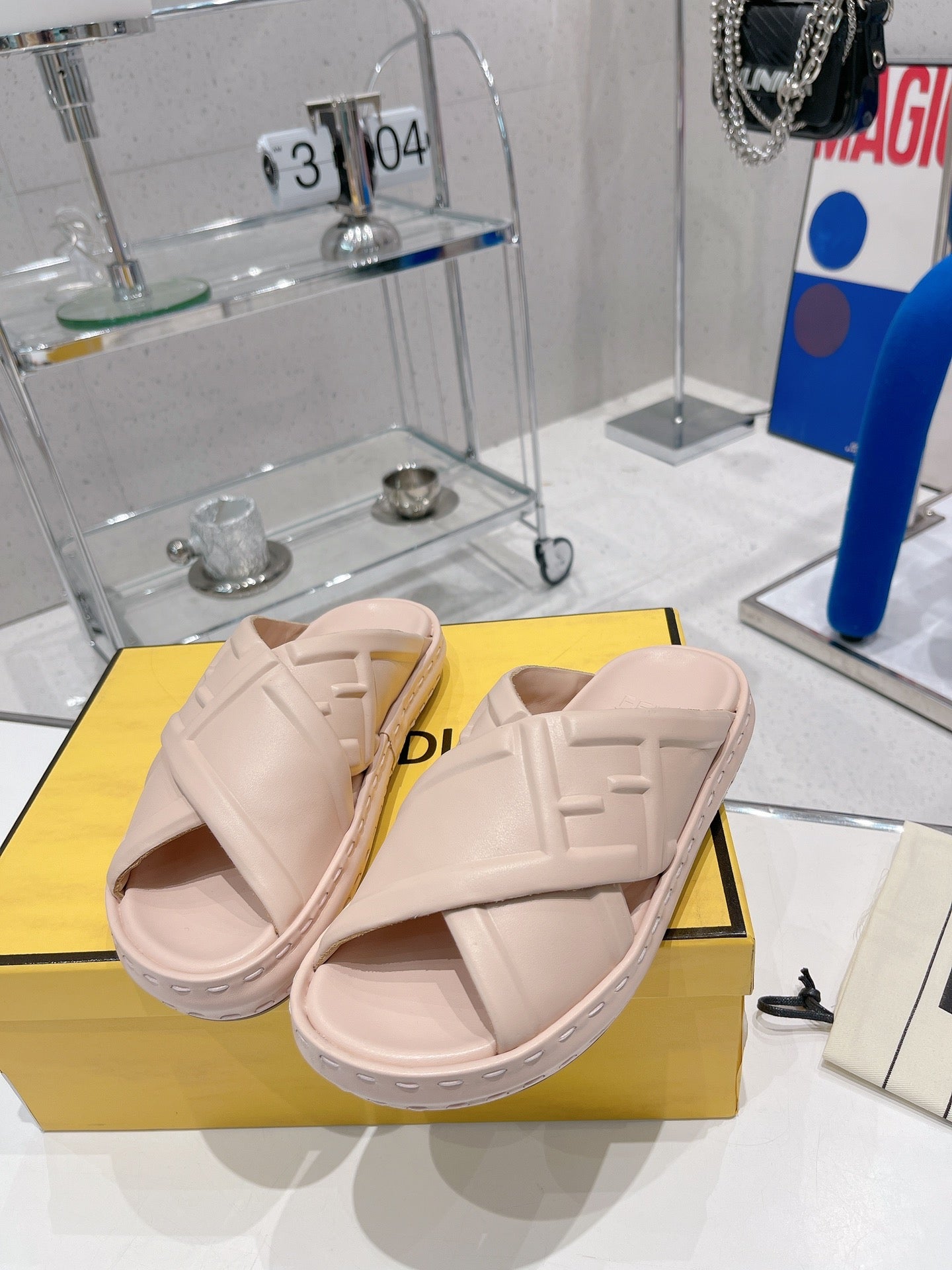 Luxury Shoes - FED - 650